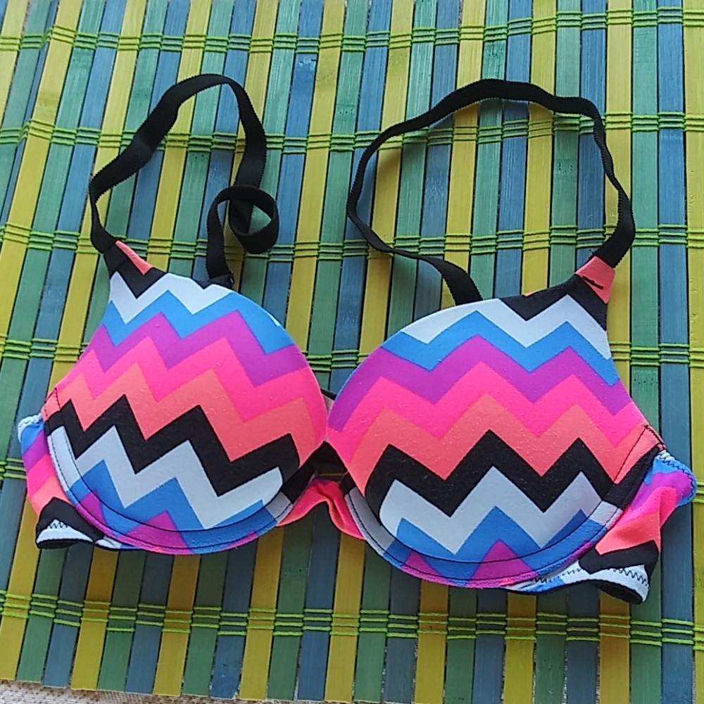 Pink VS push-up bra 32A